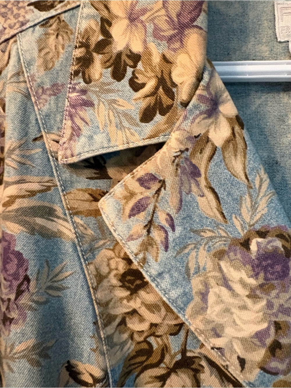 FDJ Denim Floral Tailored Jean Jacket - Picture 4 of 8